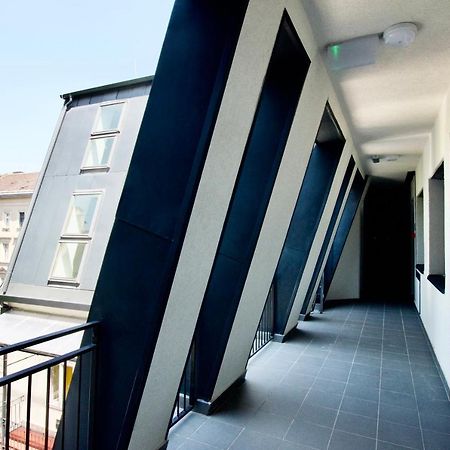 Premium Apartment By Hi5 - Penthouse Studio + Rooftop Budapest Ngoại thất bức ảnh